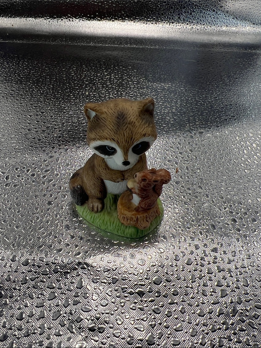 VTG HOMCO Brown Raccoon & Squirrel Small Pet Figurine - Decorative Accent